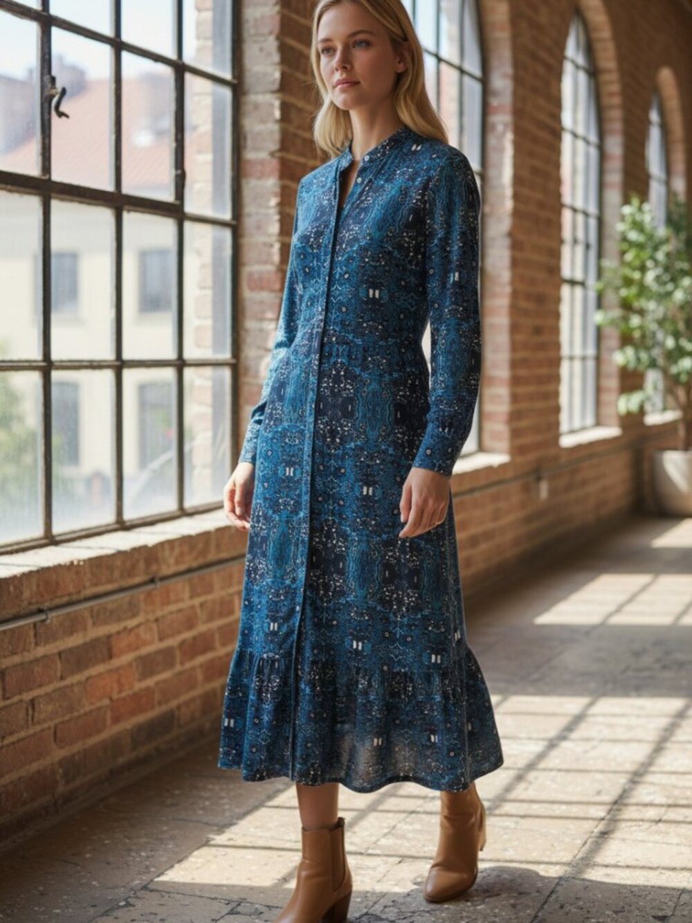 Luella Women's Size Small Printed Button Front Blue Velvet Maxi Dress